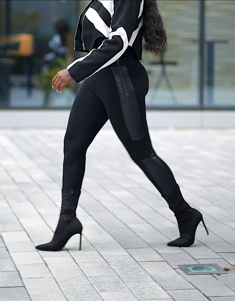 Meet Me Halfway Snake Legging Pants - Féline Couture 