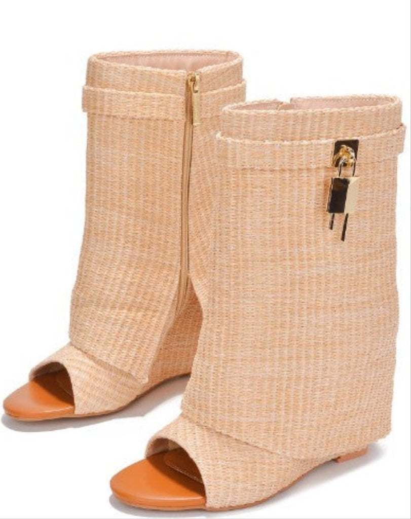 Cuffing Season Wedge Bootie - Féline Couture 