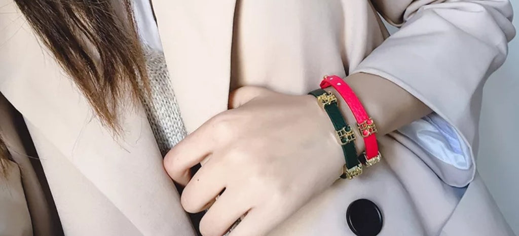 CH Steel Letter Charm Bracelets - Féline Couture 