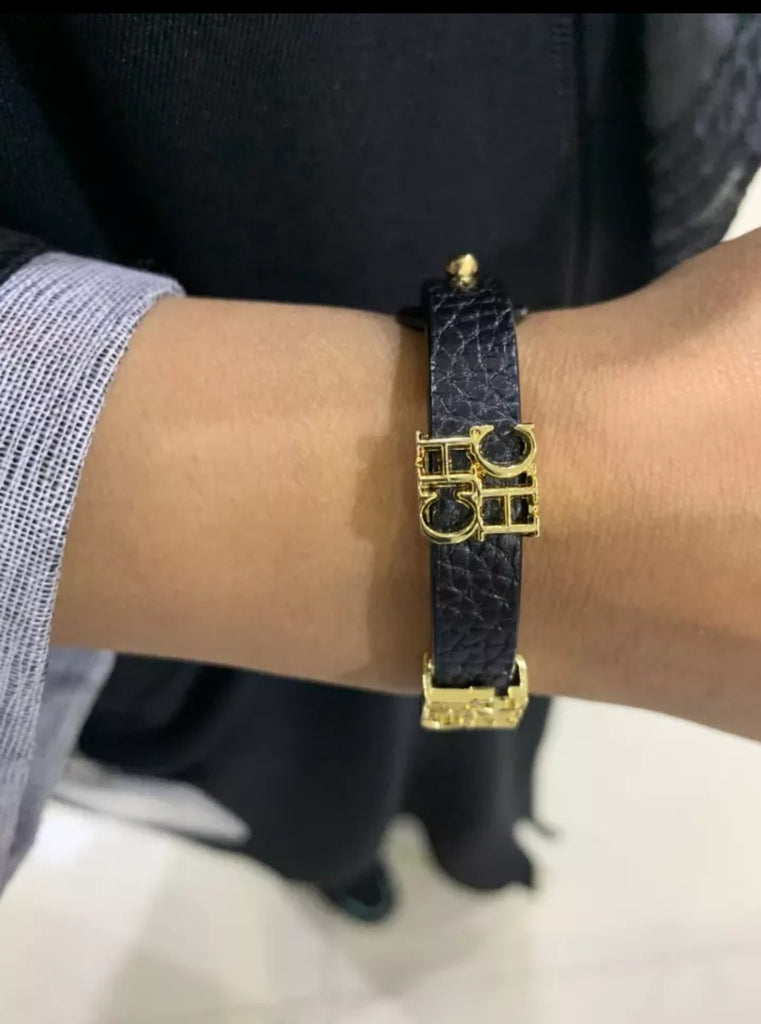 CH Steel Letter Charm Bracelets - Féline Couture 