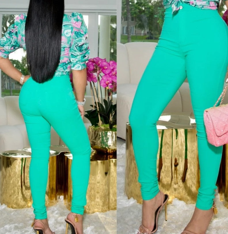 Killing Em Softly High Waist Stretchy Jeans - Féline Couture 