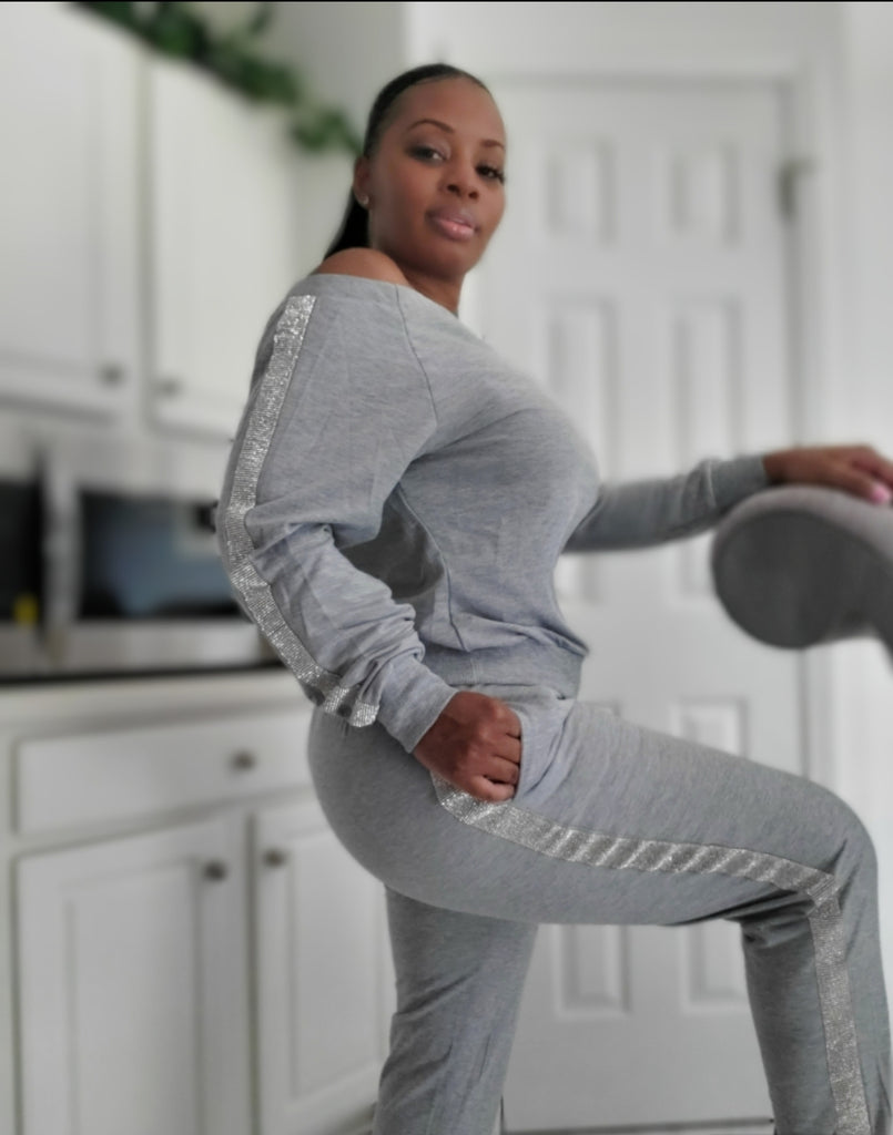 Bling You Out Sweater & Jogger Set - Féline Couture 