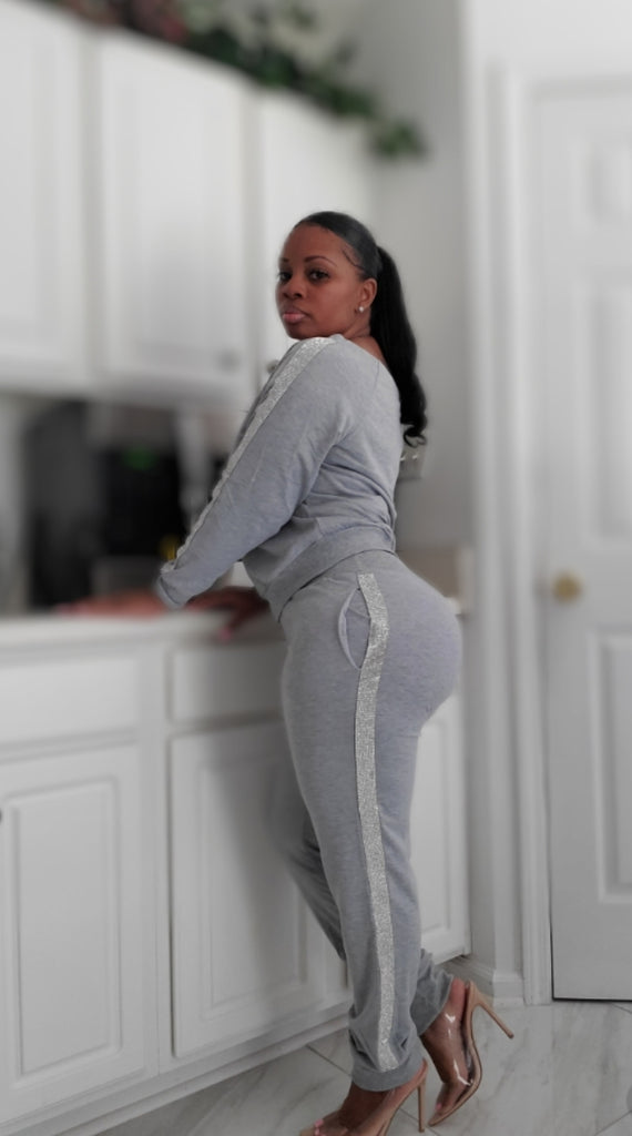 Bling You Out Sweater & Jogger Set - Féline Couture 