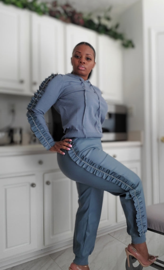 Be Savage Not Average Sweater & Jogger Set - Féline Couture 