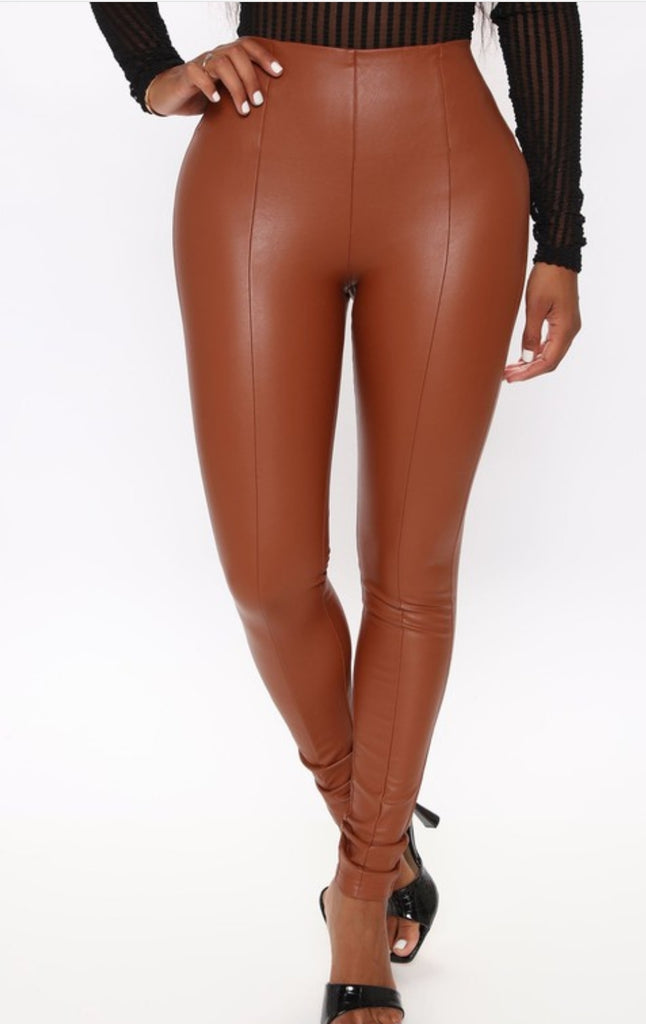 All Eyes On Me Leather Pants - Féline Couture 