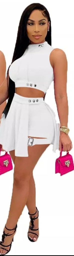 Cool Girl in School Buckle Pleated Skirt Set - Féline Couture 
