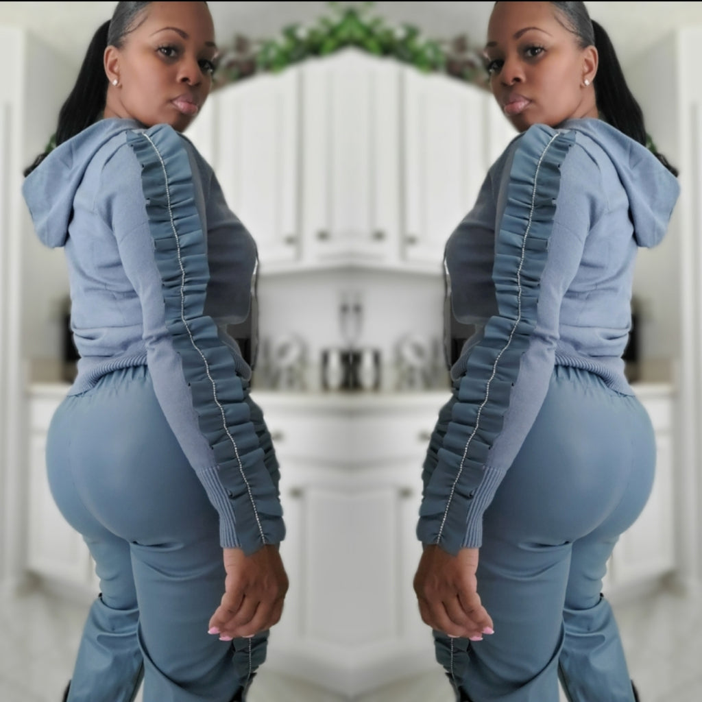 Be Savage Not Average Sweater & Jogger Set - Féline Couture 