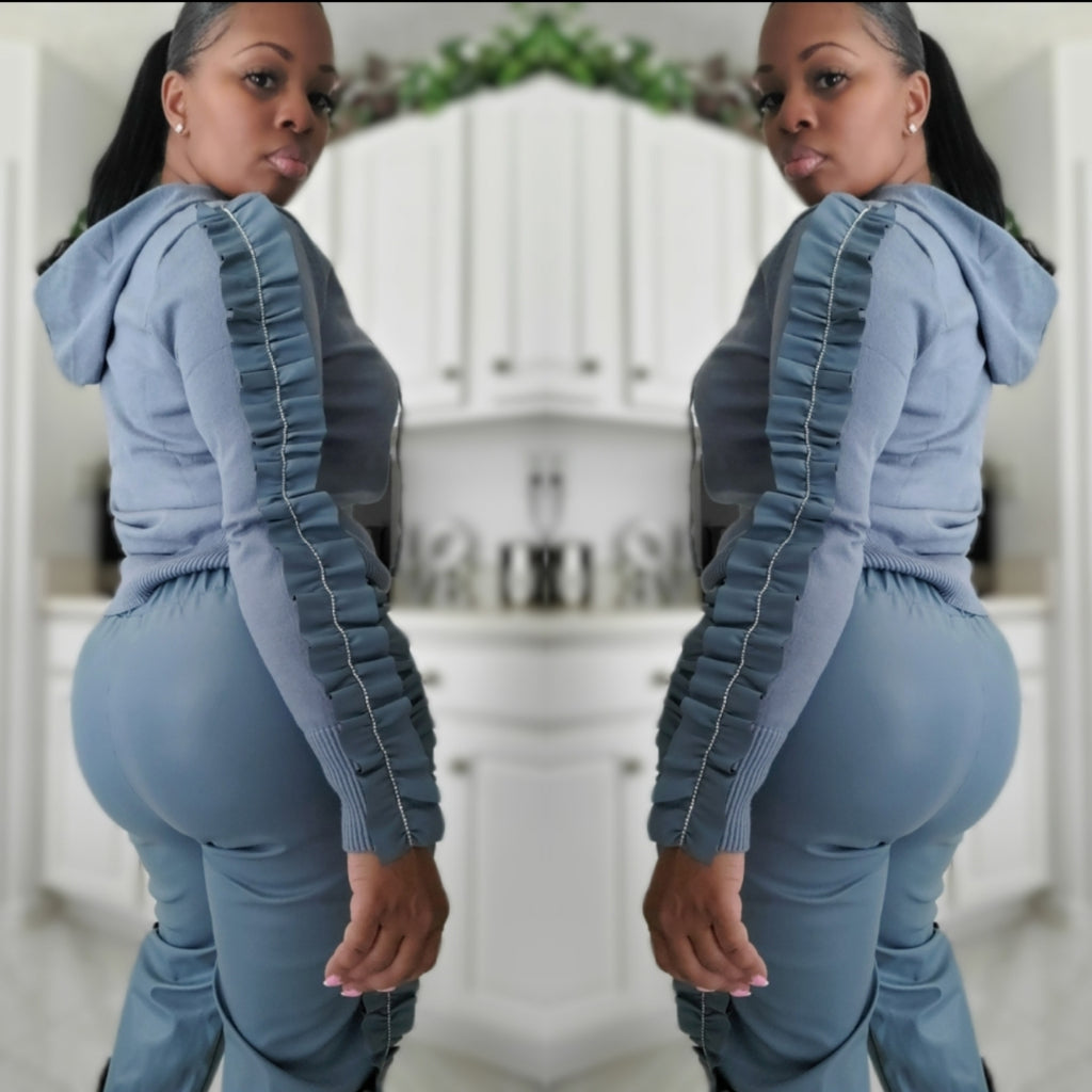 Be Savage Not Average Sweater & Jogger Set - Féline Couture 